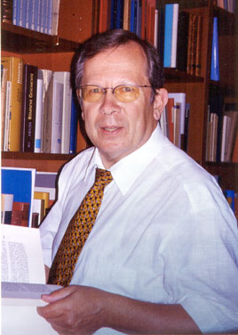 Dieses Bild zeigt Prof. em. Dr.  Eckart Olshausen